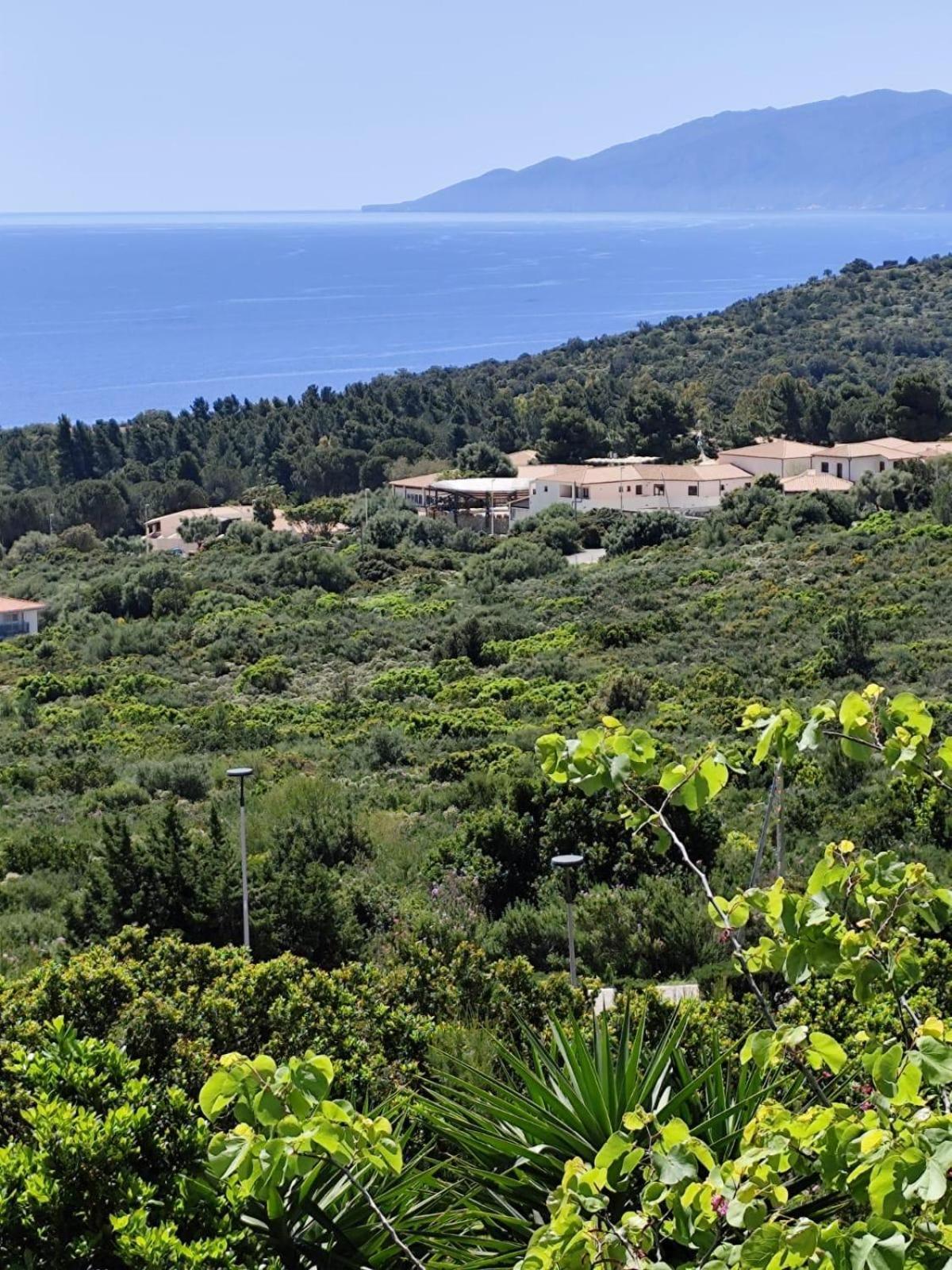 B&B Easy Wind Cala Gonone Exterior photo