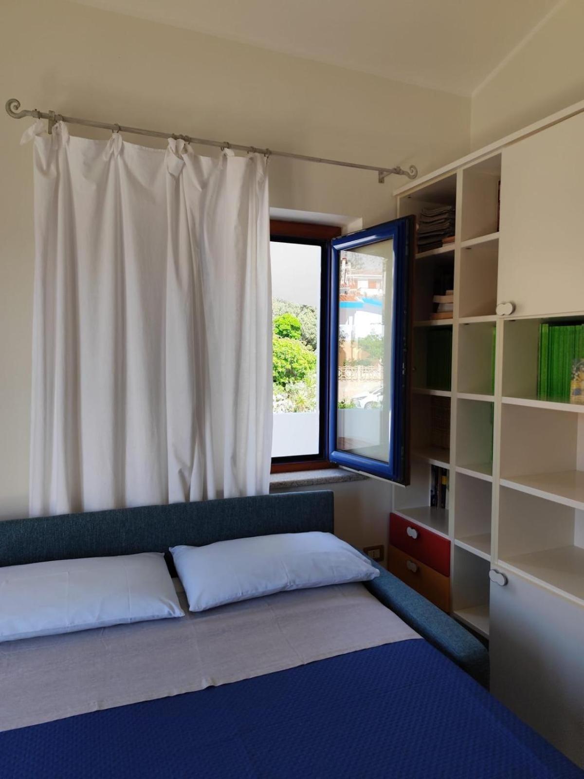 B&B Easy Wind Cala Gonone Exterior photo